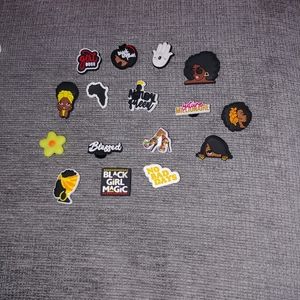 NEW CROC CHARM ALERTππππ. 6 FOR $8